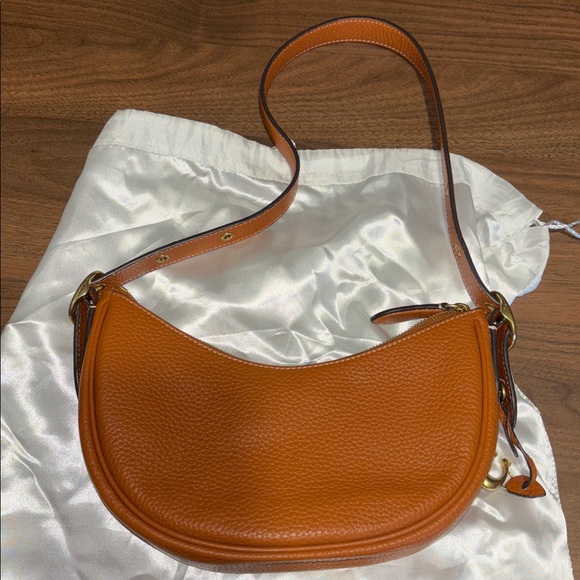 Coach Luna Shoulder bag - Picture 1 of 6